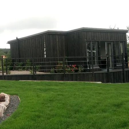 Apartment The Pod Unique & Stylish Luxury With Hot Tub