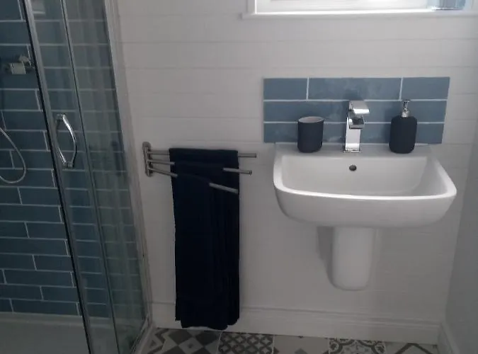 Apartament The Pod Unique & Stylish Luxury With Hot Tub Swanlinbar